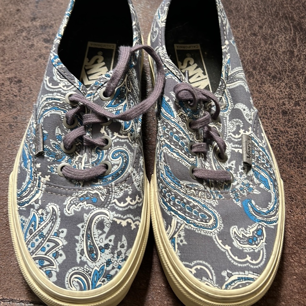 Blue Vans tennis shoes